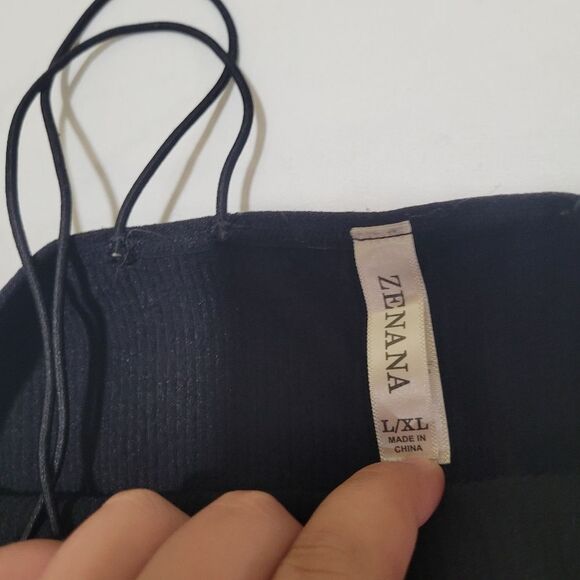 Zenana Size L/XL Ribbed Seamless Brami Black Crop Tank Top - Picture 3 of 6